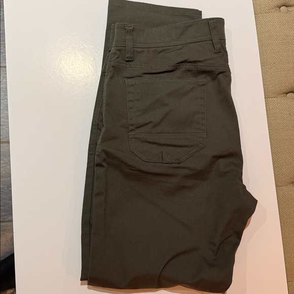 Men's Olive Green Pants - Picture 3 of 3